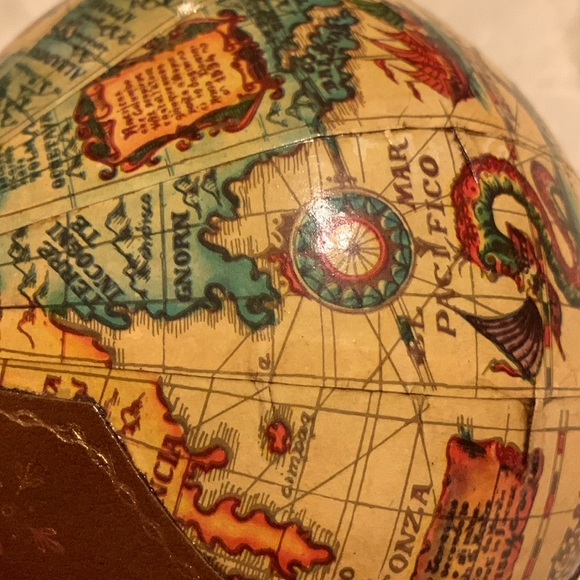 Vintage Italian genuine leather and wood bottle decanter - Picture 14 of 14